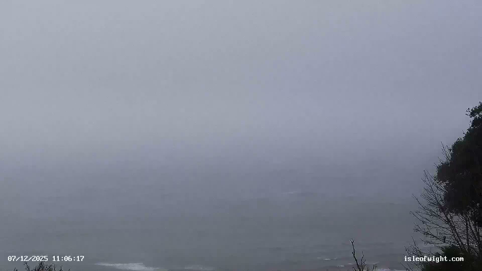 Isle of Wight Luccombe Coast Live Cam - Isle of Wight, South East, England, United Kingdom