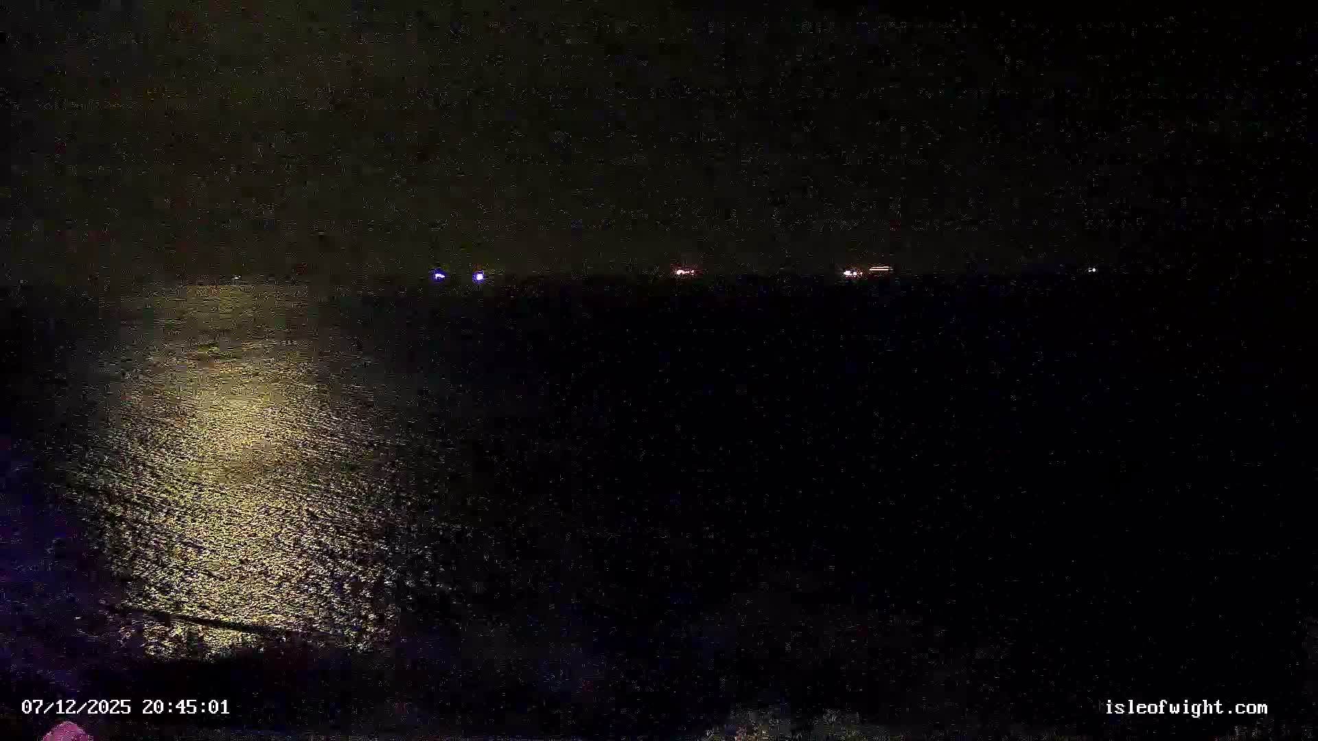 Isle of Wight Luccombe Coast Live Cam - Isle of Wight, South East, England, United Kingdom