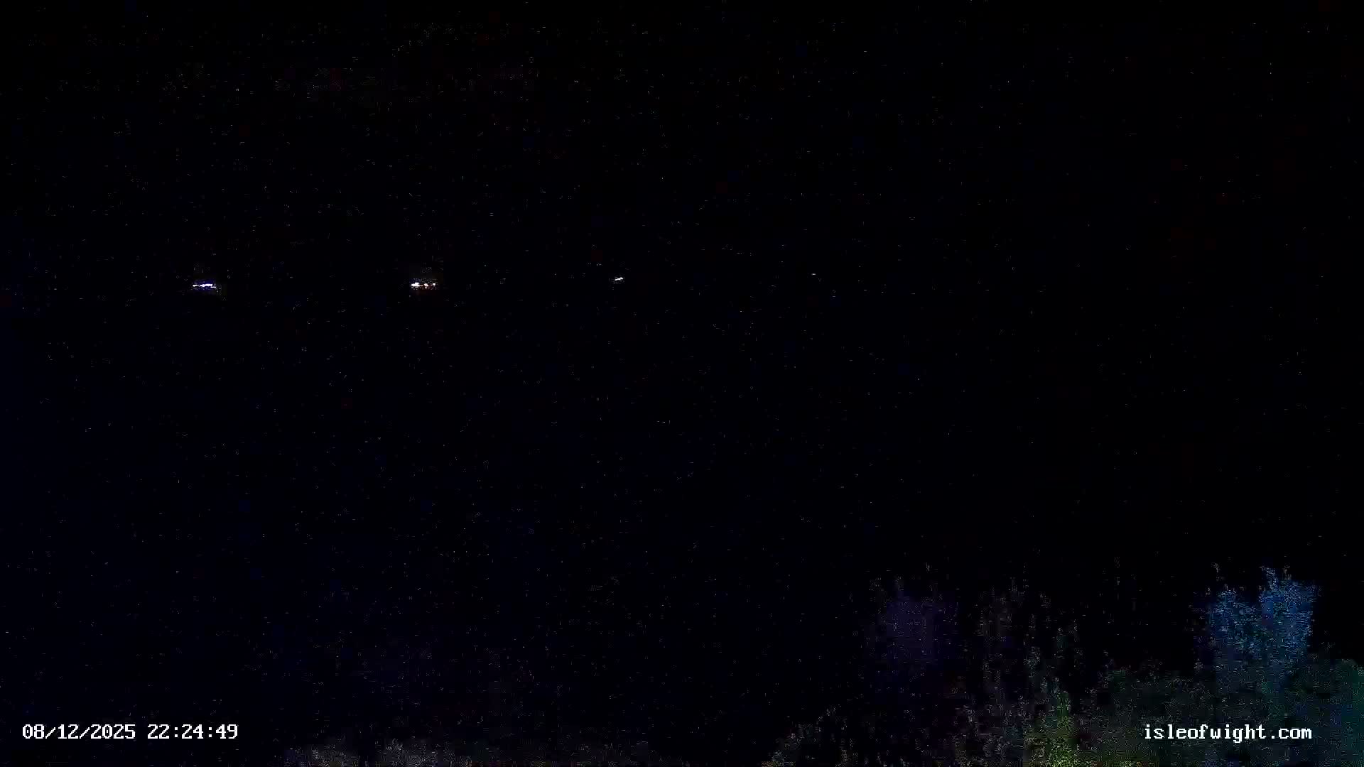 Isle of Wight Luccombe Coast Live Cam - Isle of Wight, South East, England, United Kingdom