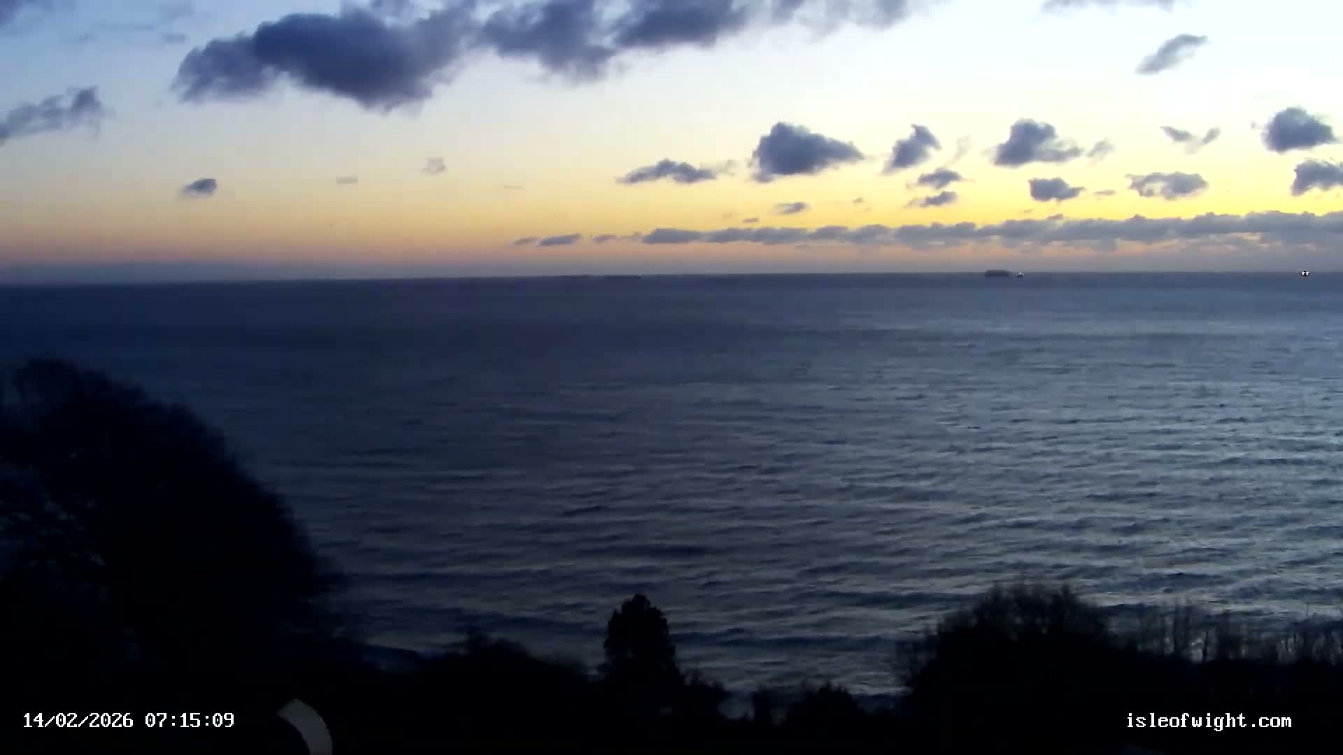 Isle of Wight Luccombe Coast Live Cam - Isle of Wight, South East, England, United Kingdom