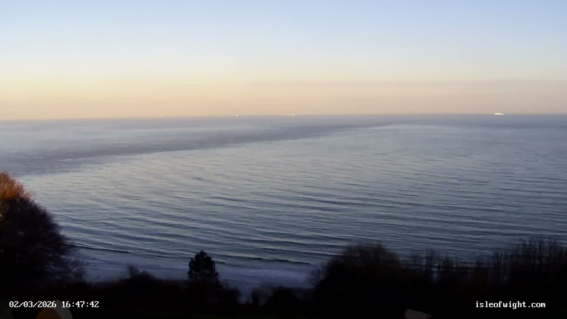 Isle of Wight Luccombe Coast Live Cam - Isle of Wight, South East, England, United Kingdom