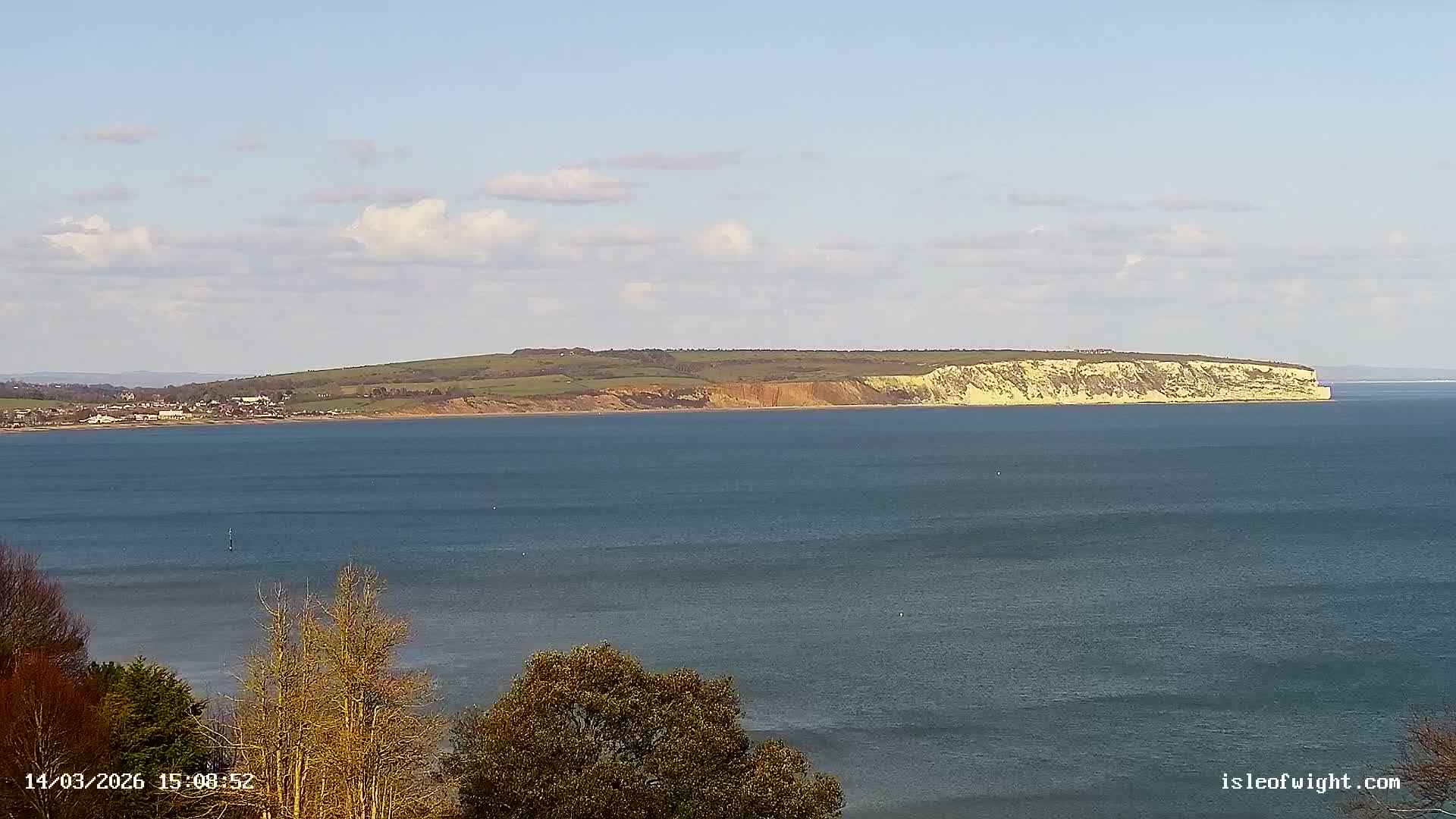 Isle of Wight Luccombe Coast Live Cam - Isle of Wight, South East, England, United Kingdom