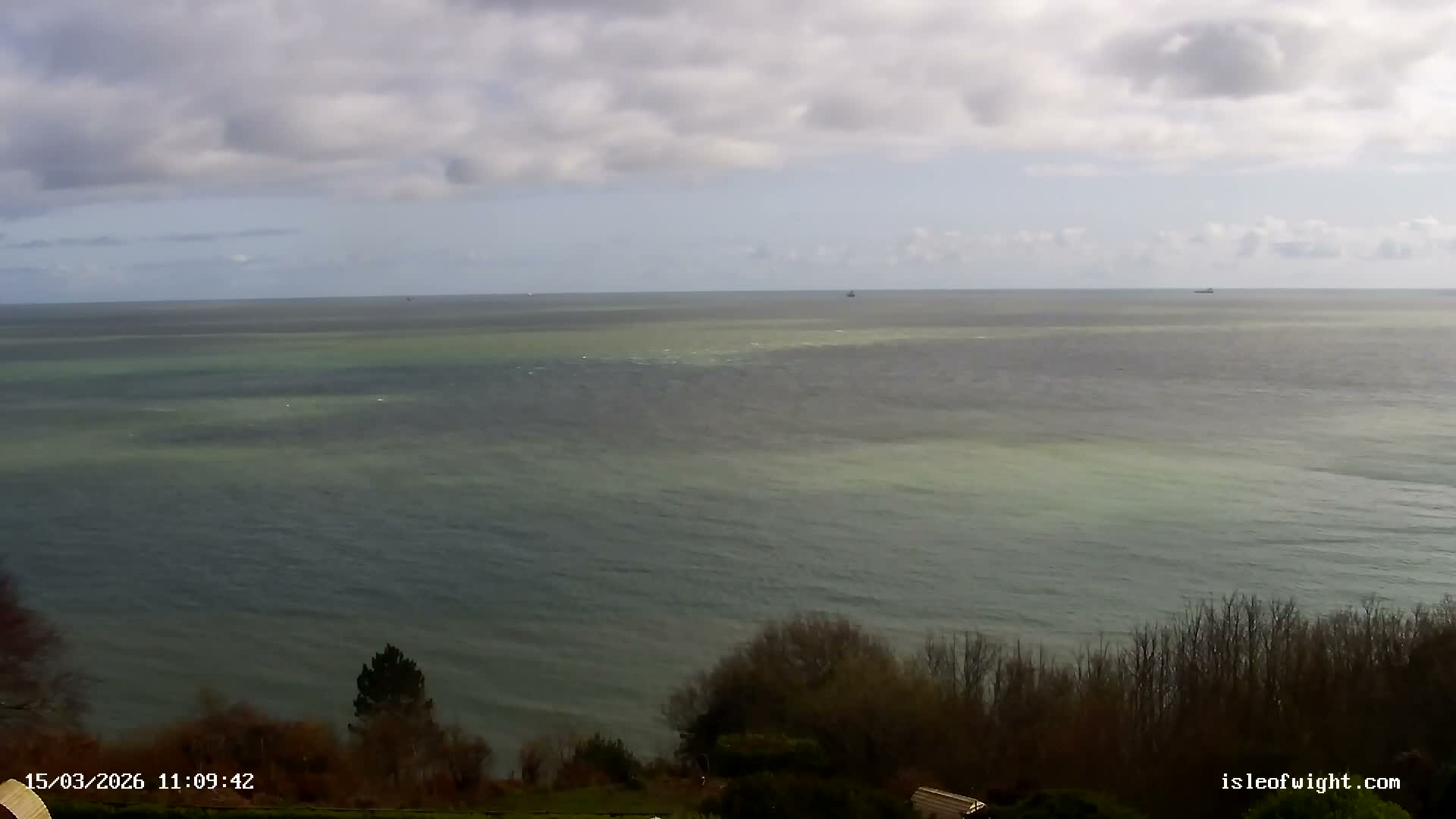 Isle of Wight Luccombe Coast Live Cam - Isle of Wight, South East, England, United Kingdom