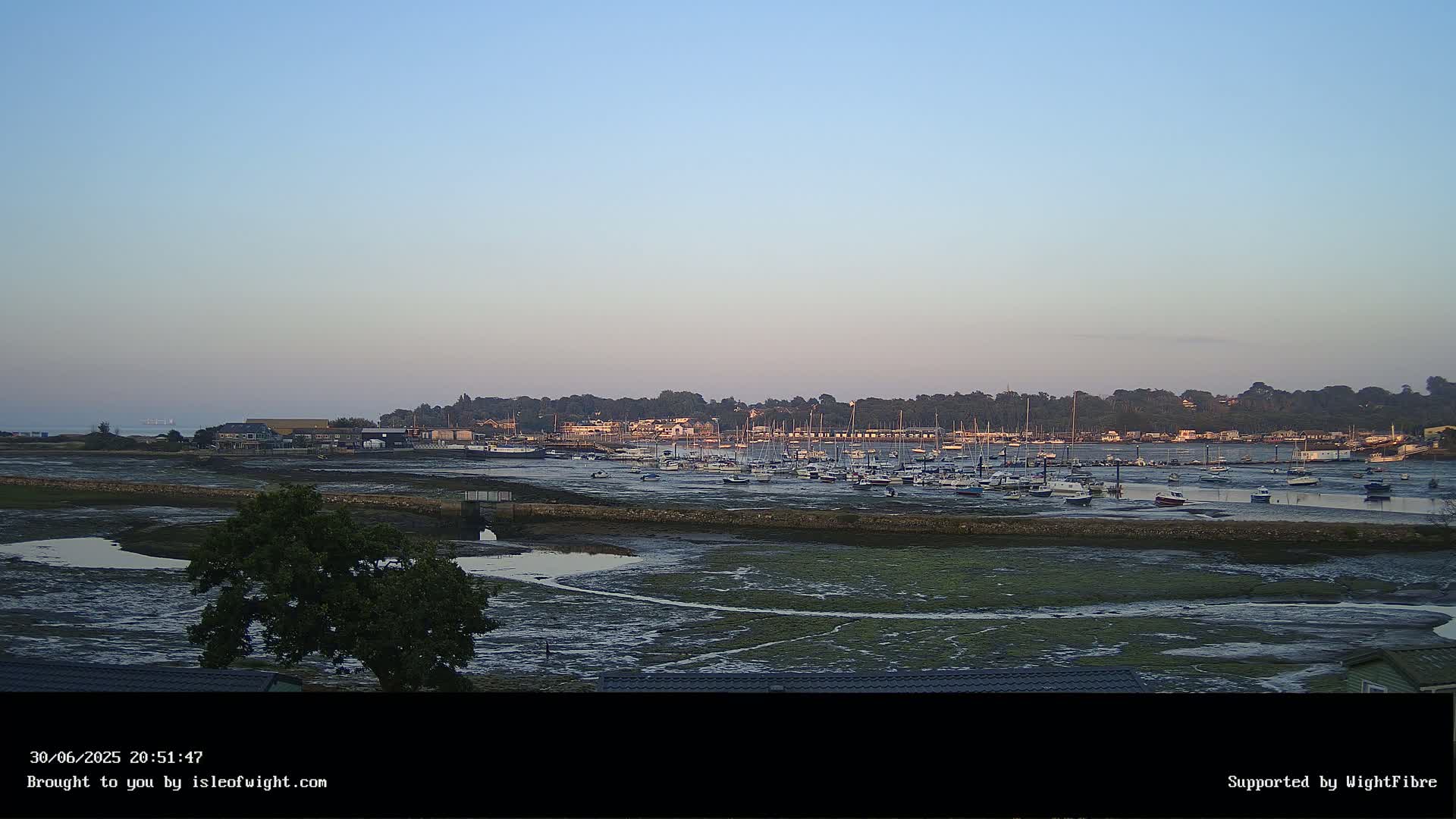 Bembridge Harbour Live Cam -  Isle of Wight, South East, England, United Kingdom