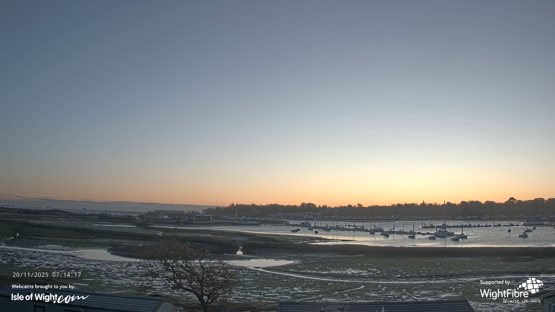 Bembridge Harbour Live Cam -  Isle of Wight, South East, England, United Kingdom