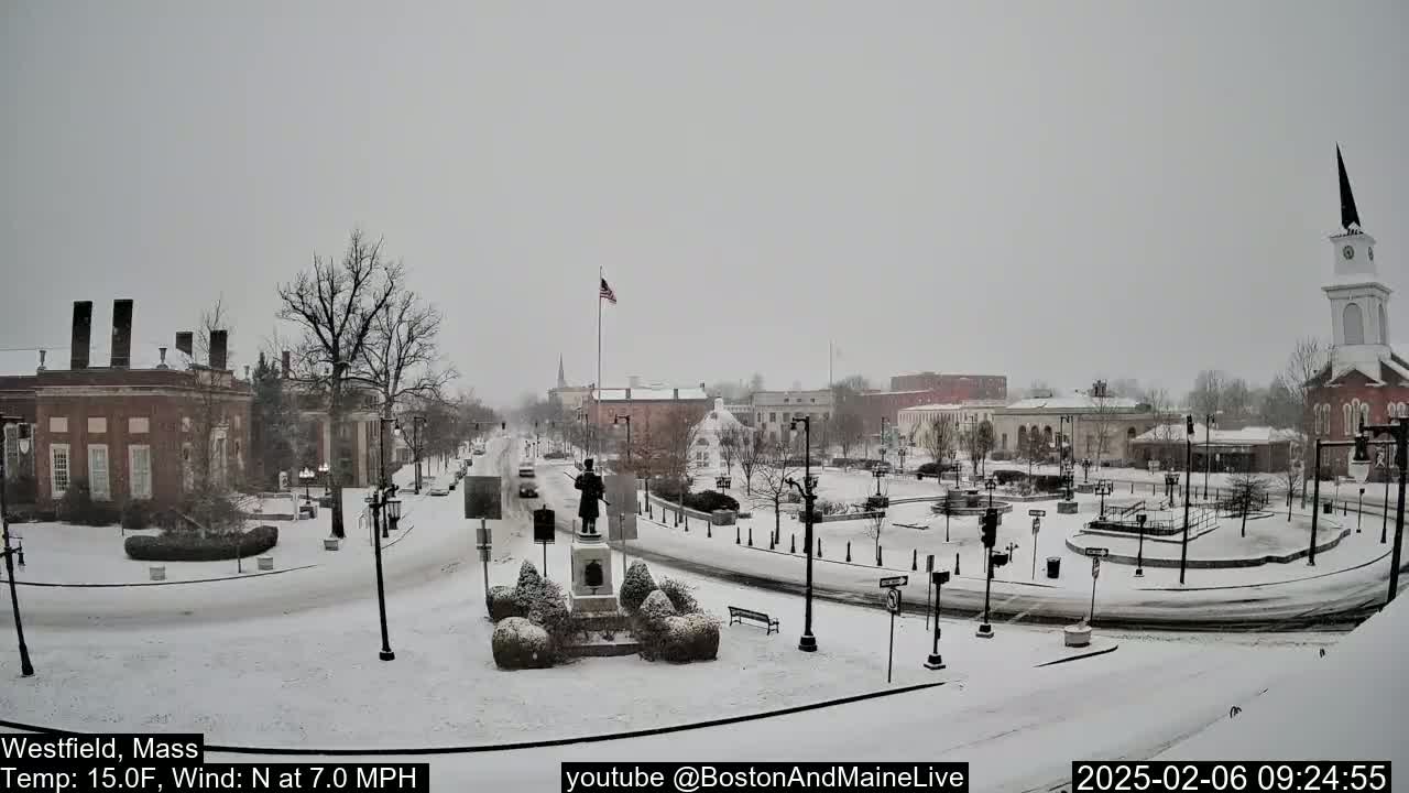 Park Square Live  Cam - Westfield, Massachusetts USA