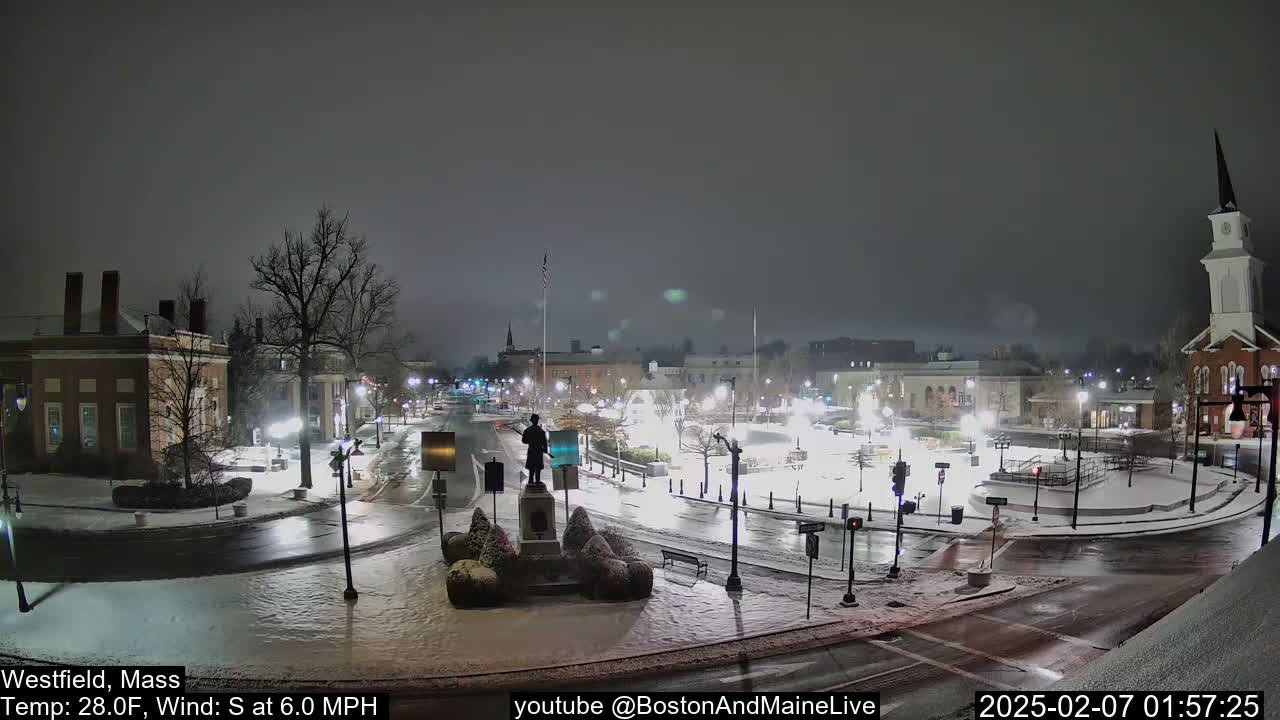 Park Square Live  Cam - Westfield, Massachusetts USA
