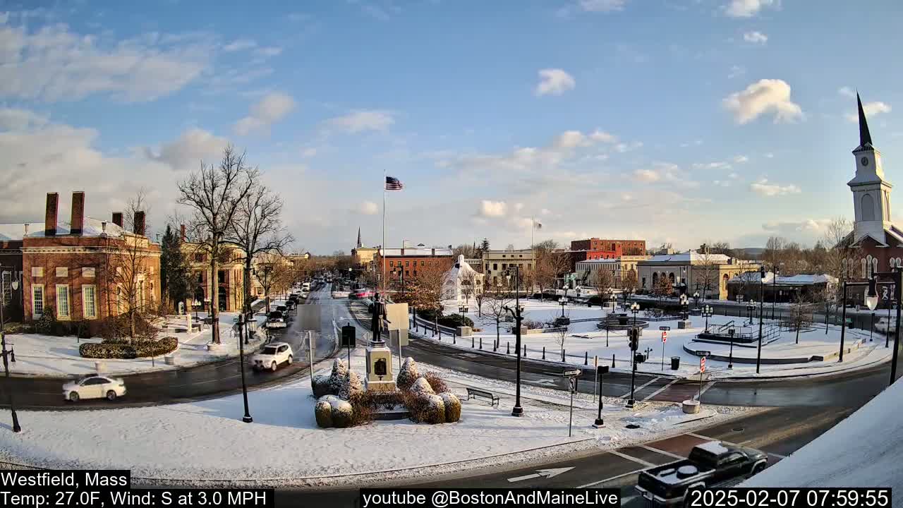 Park Square Live  Cam - Westfield, Massachusetts USA
