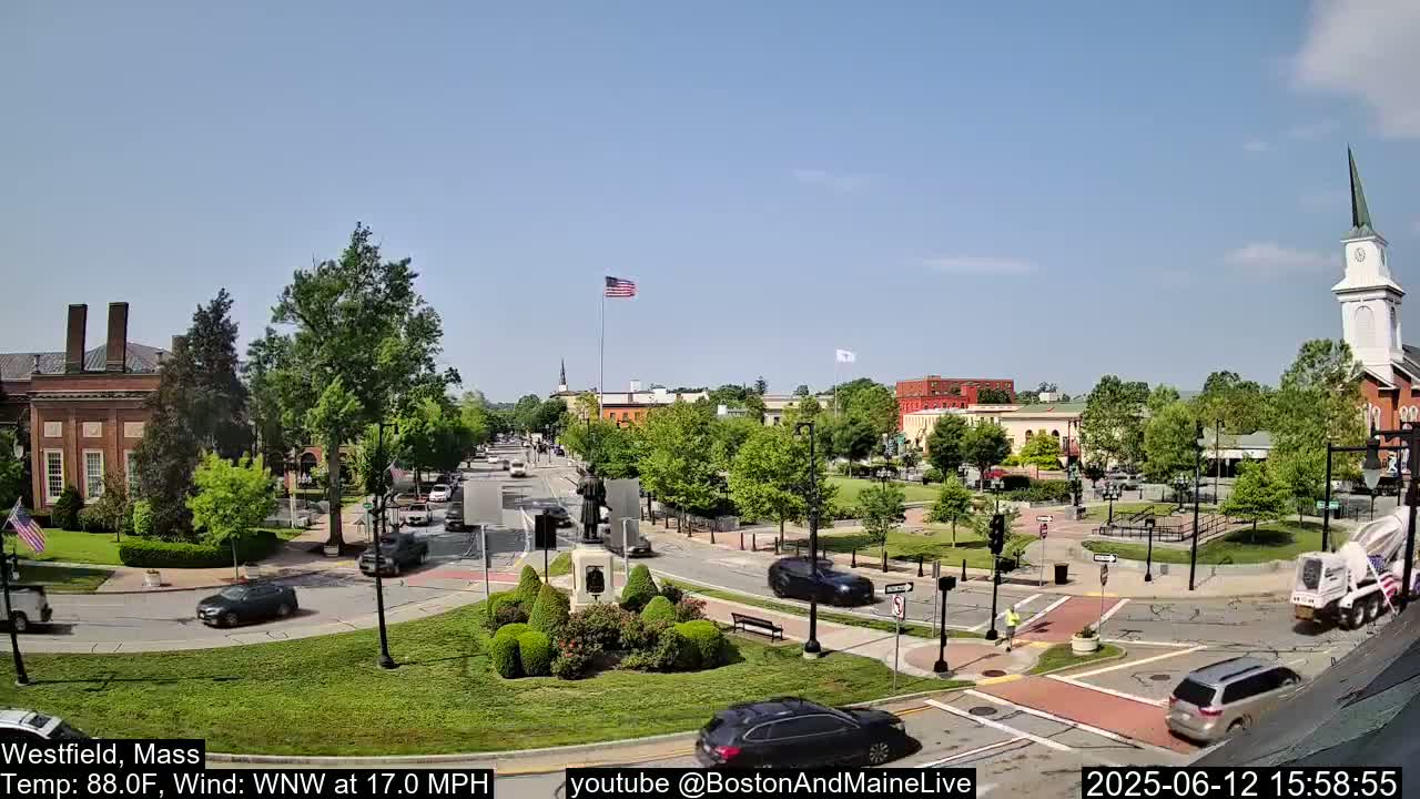 Park Square Live  Cam - Westfield, Massachusetts USA