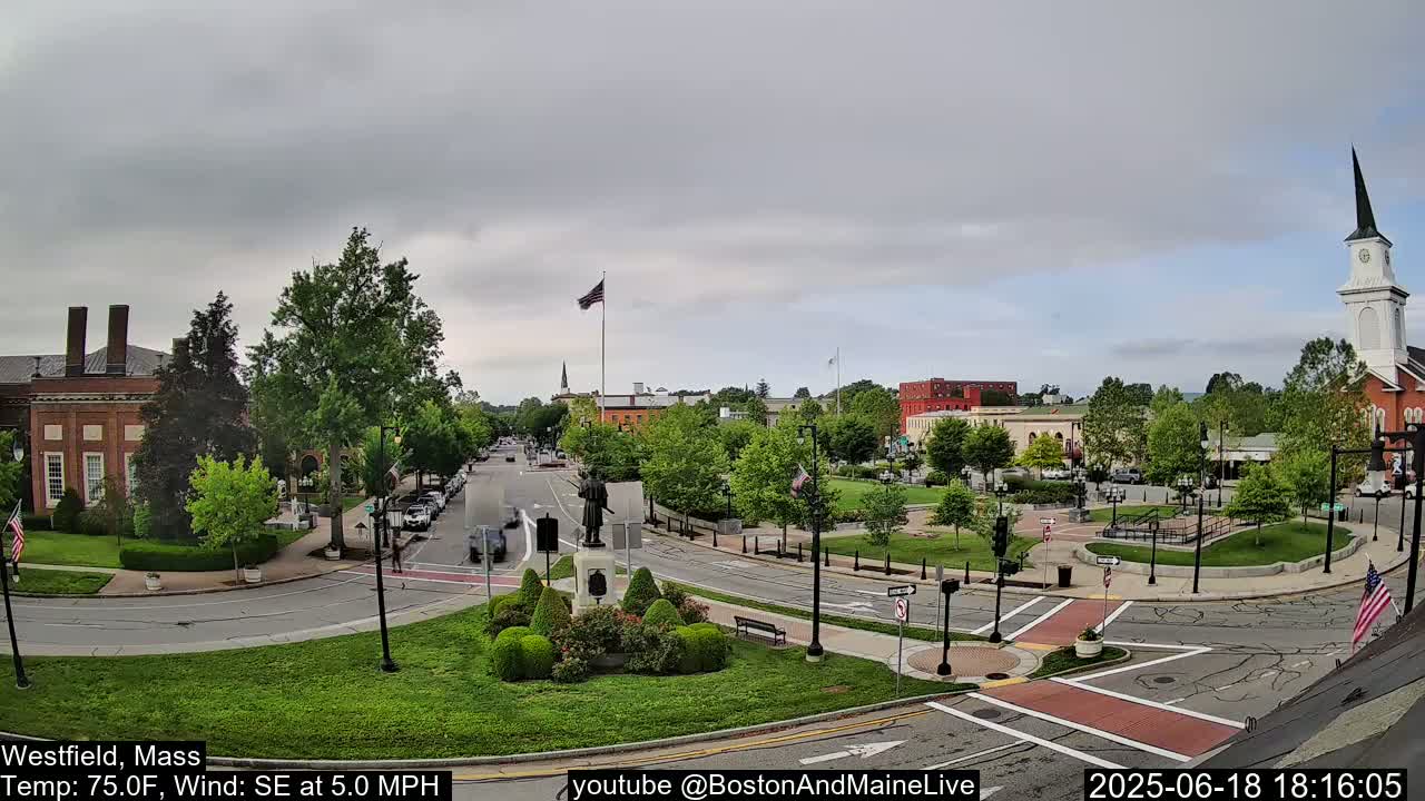 Park Square Live  Cam - Westfield, Massachusetts USA
