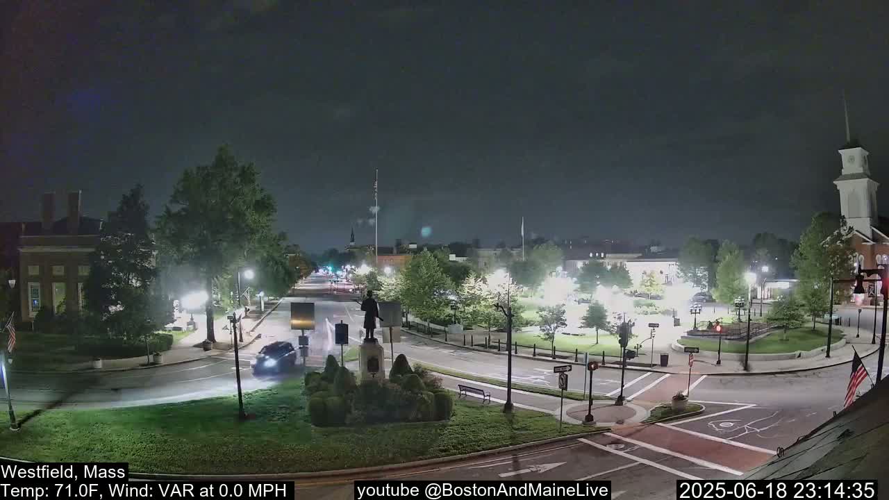 Park Square Live  Cam - Westfield, Massachusetts USA
