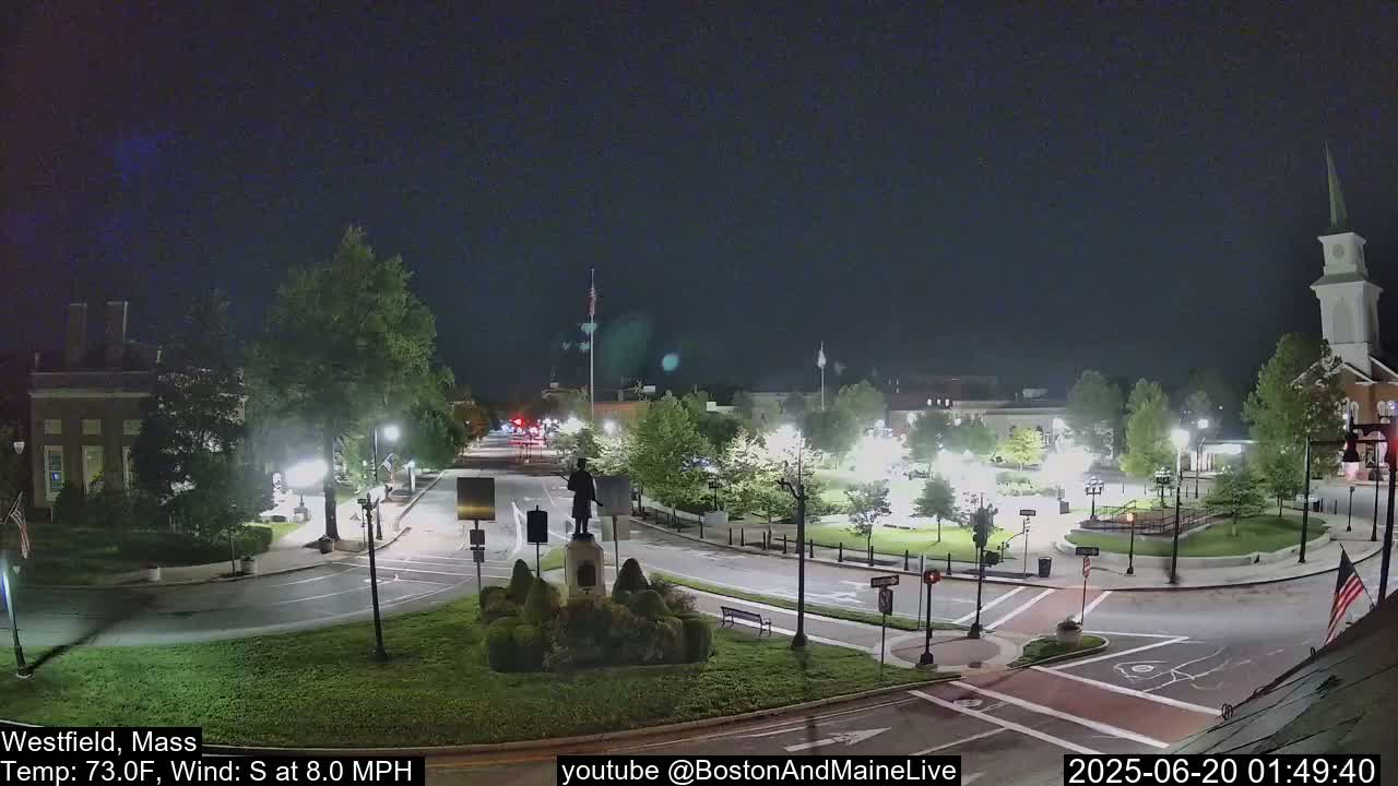 Park Square Live  Cam - Westfield, Massachusetts USA