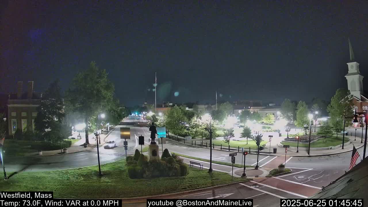 Park Square Live  Cam - Westfield, Massachusetts USA