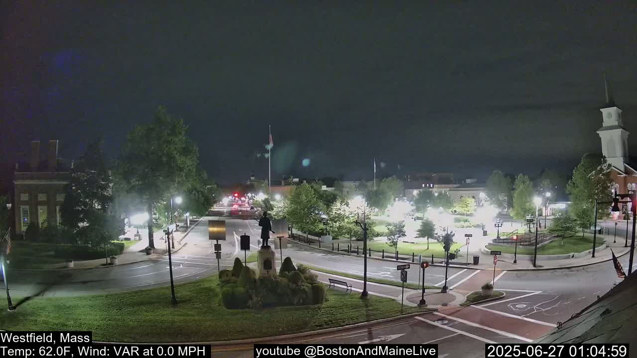 Park Square Live  Cam - Westfield, Massachusetts USA