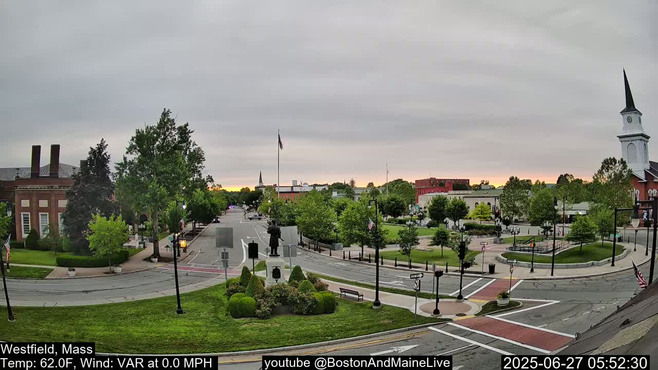 Park Square Live  Cam - Westfield, Massachusetts USA