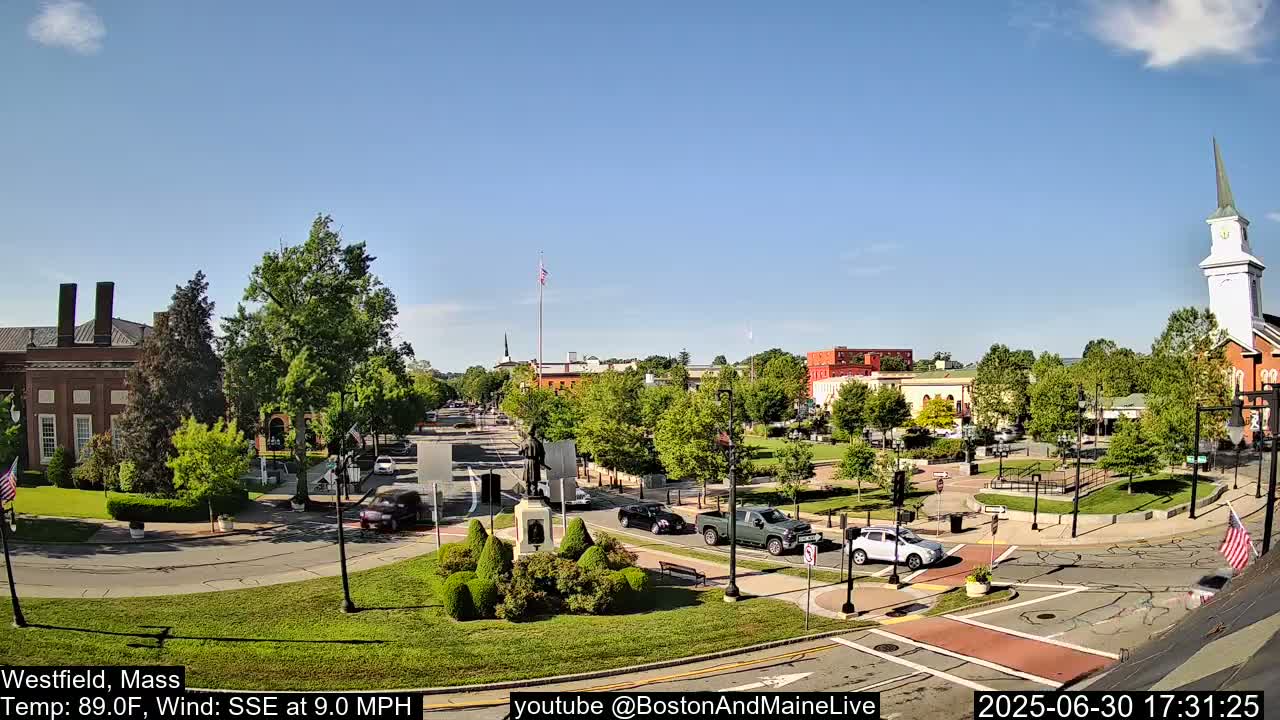 Park Square Live  Cam - Westfield, Massachusetts USA