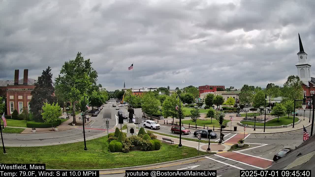 Park Square Live  Cam - Westfield, Massachusetts USA