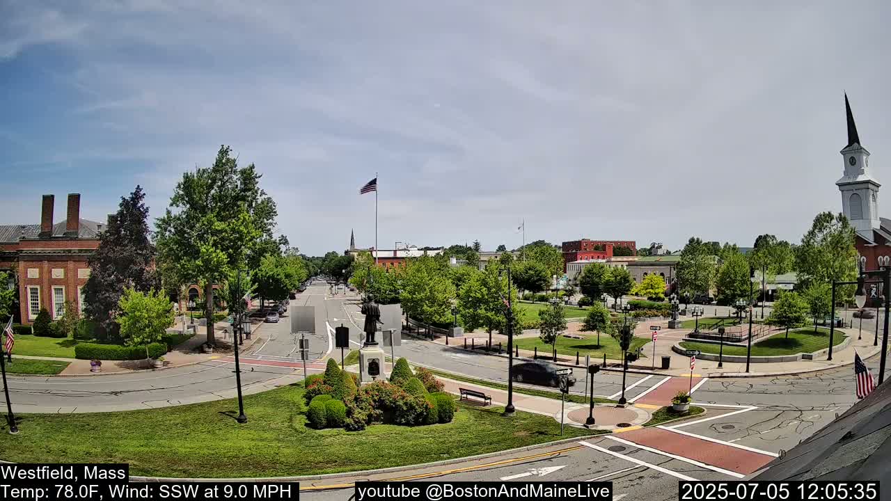 Park Square Live  Cam - Westfield, Massachusetts USA
