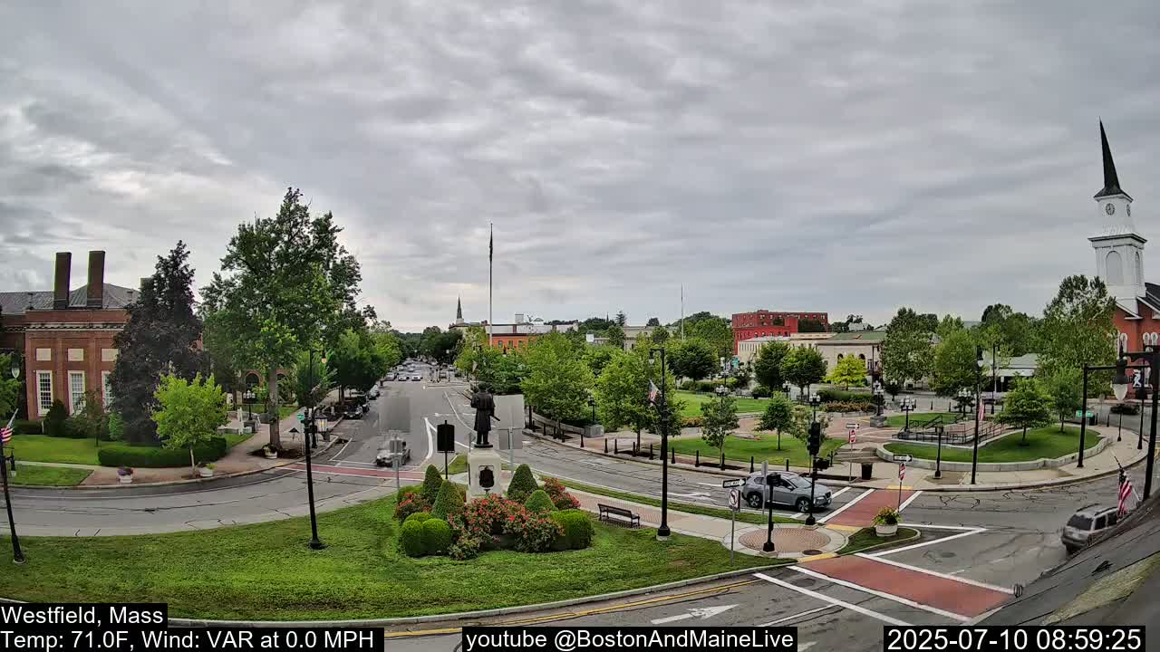 Park Square Live  Cam - Westfield, Massachusetts USA