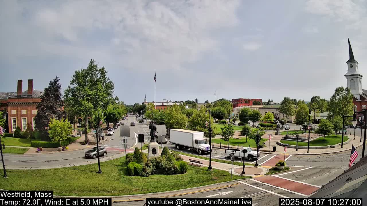 Park Square Live  Cam - Westfield, Massachusetts USA