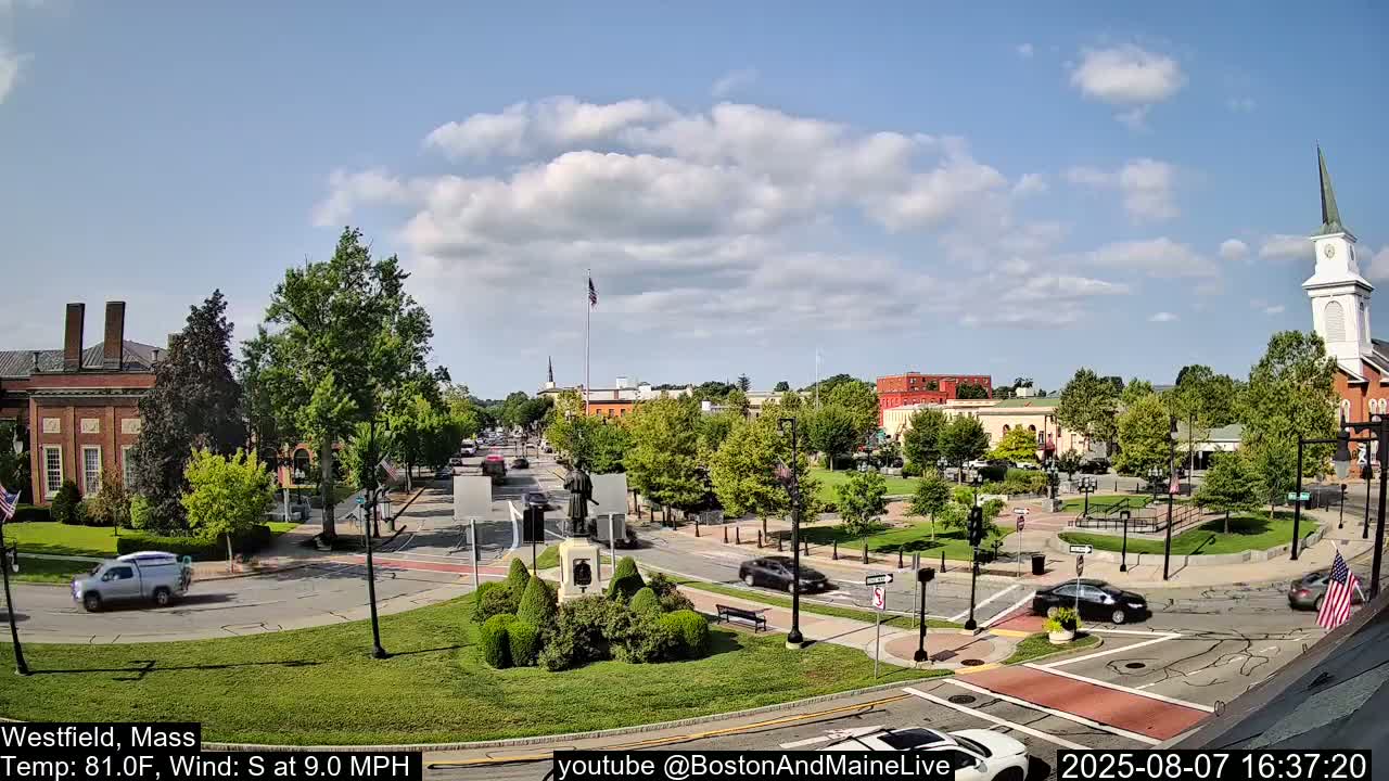 Park Square Live  Cam - Westfield, Massachusetts USA