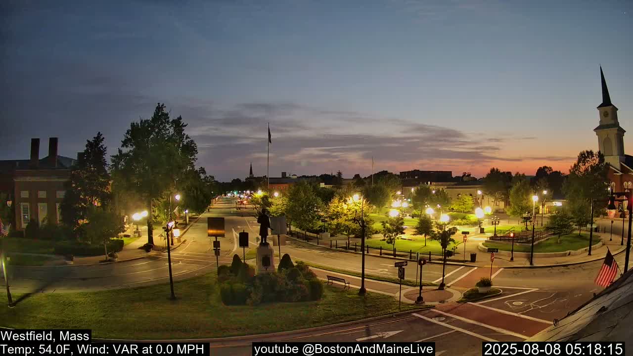 Park Square Live  Cam - Westfield, Massachusetts USA