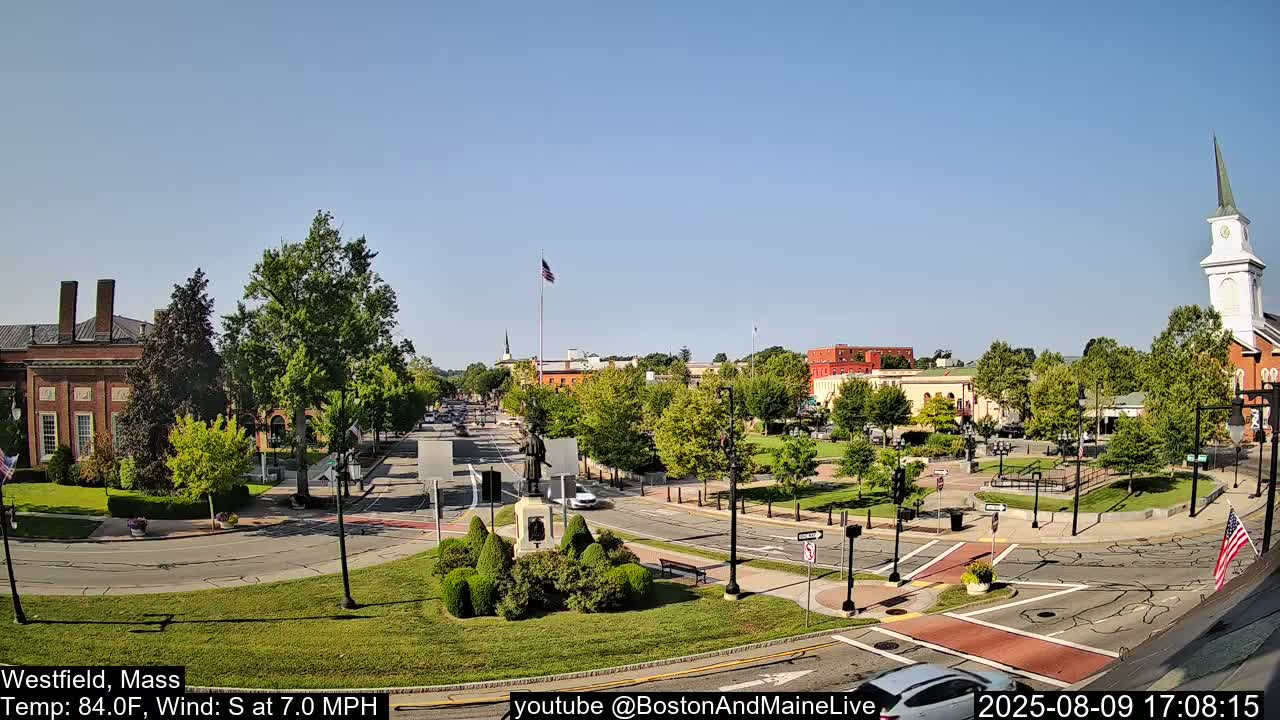 Park Square Live  Cam - Westfield, Massachusetts USA