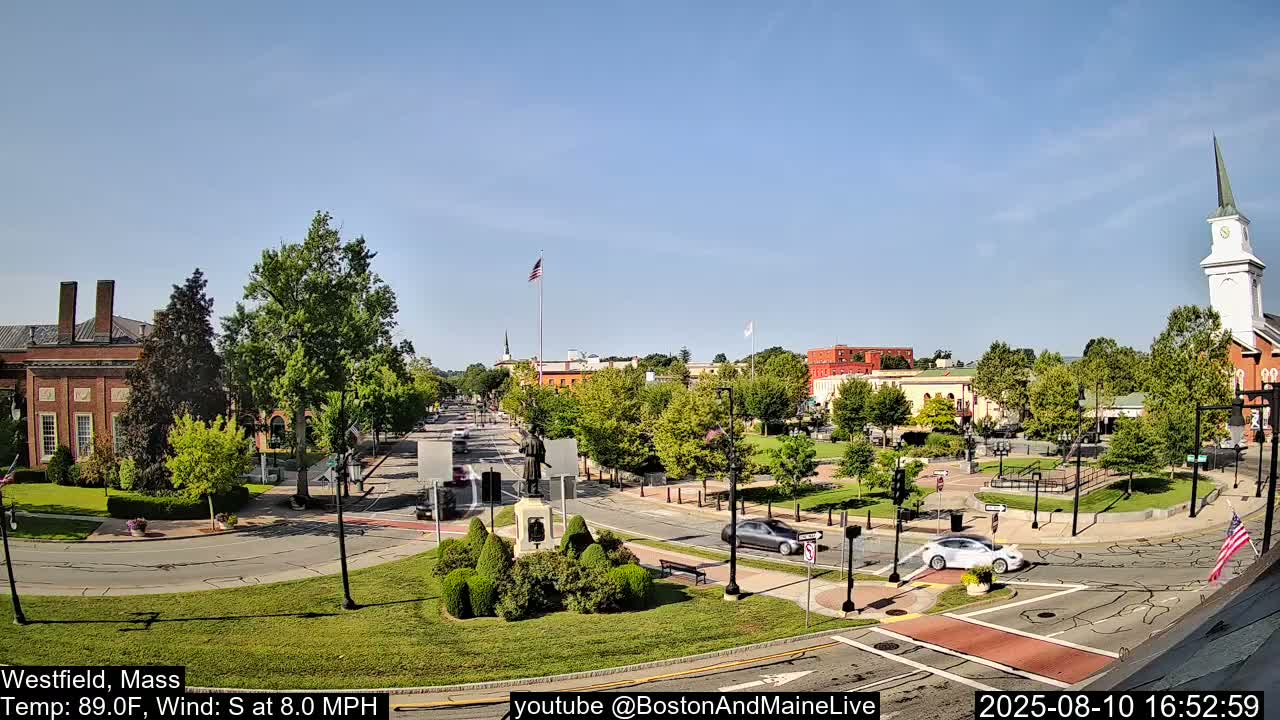 Park Square Live  Cam - Westfield, Massachusetts USA
