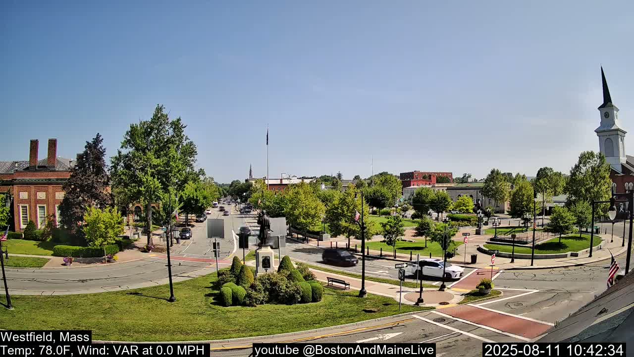 Park Square Live  Cam - Westfield, Massachusetts USA