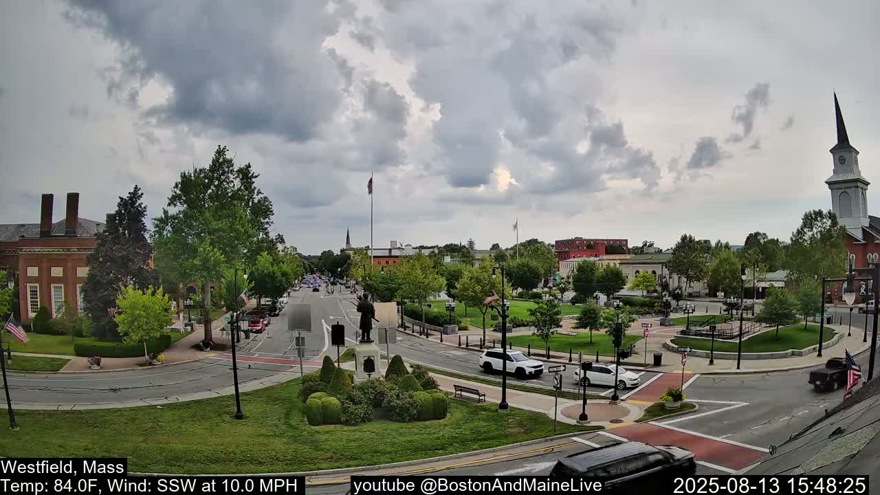 Park Square Live  Cam - Westfield, Massachusetts USA