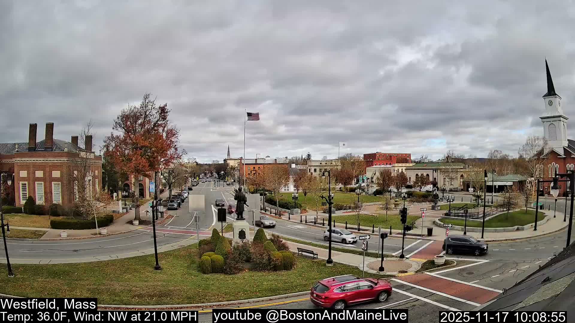 Westfield, Park Square Live  Cam - Westfield, Massachusetts USA