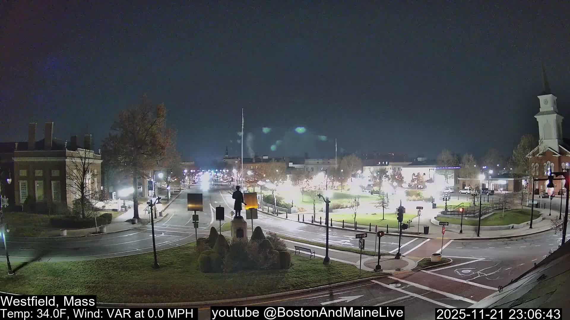 Westfield, Park Square Live  Cam - Westfield, Massachusetts USA