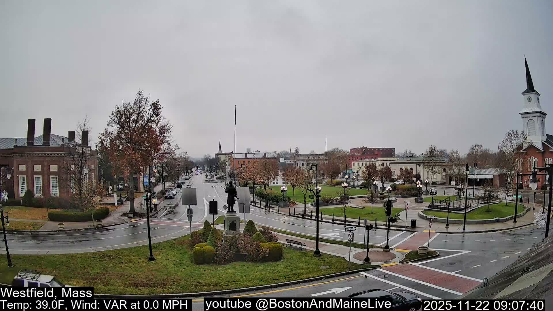 Westfield, Park Square Live  Cam - Westfield, Massachusetts USA