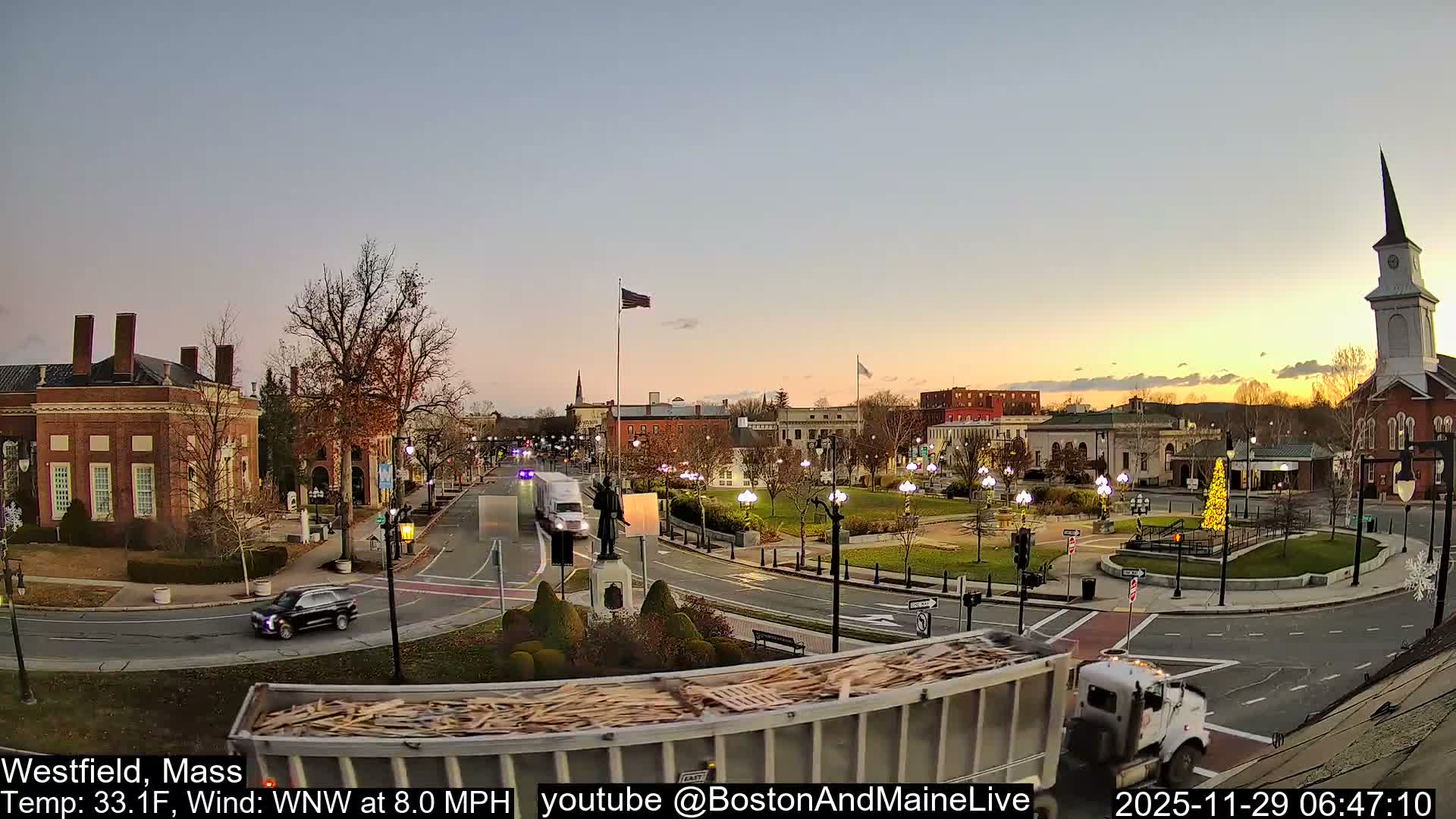 Westfield, Park Square Live  Cam - Westfield, Massachusetts USA
