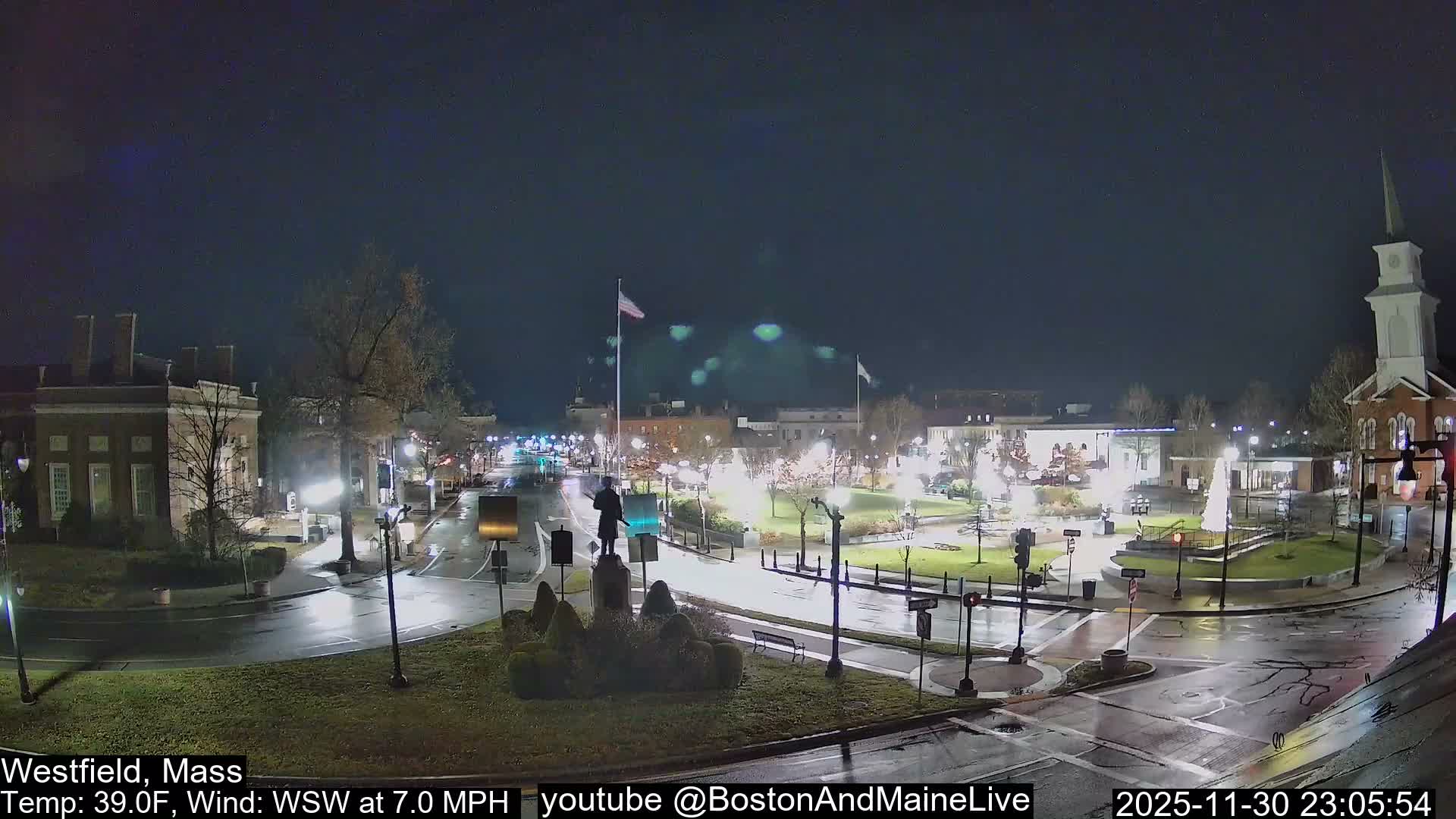 Westfield, Park Square Live  Cam - Westfield, Massachusetts USA