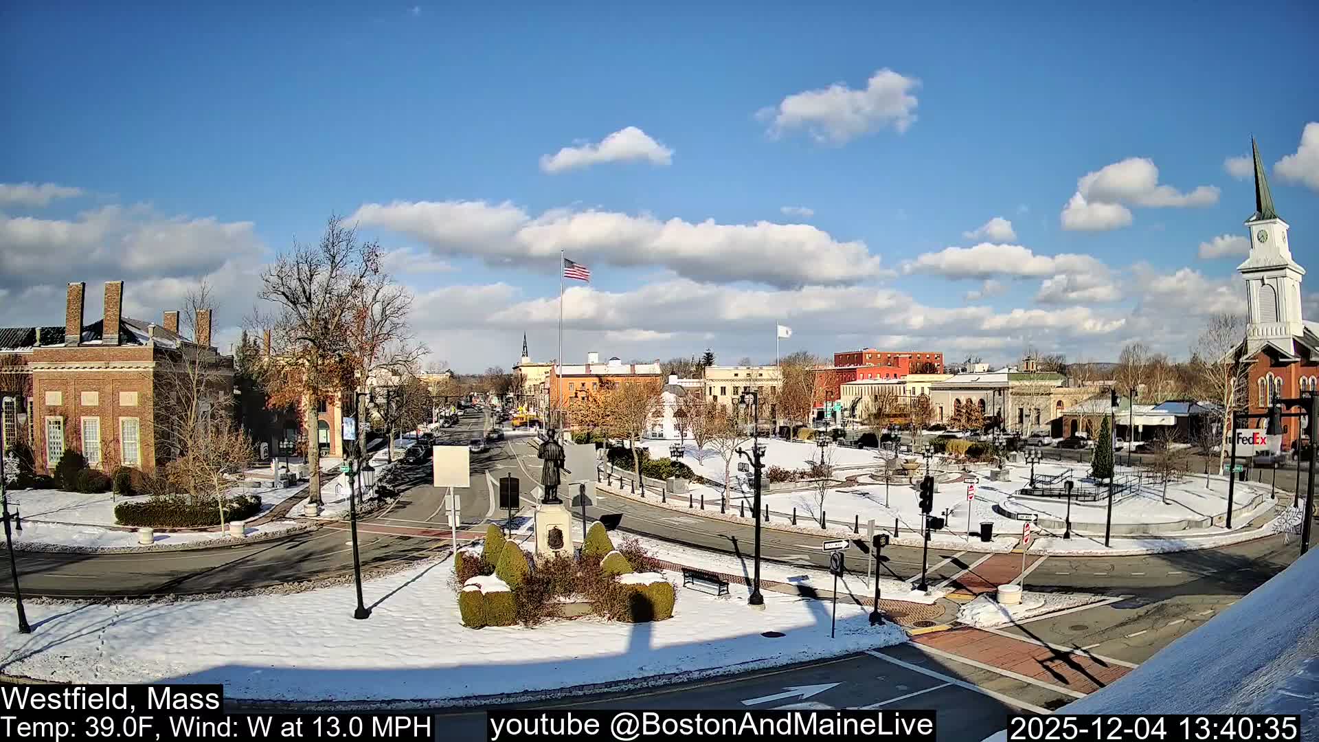 Westfield, Park Square Live  Cam - Westfield, Massachusetts USA