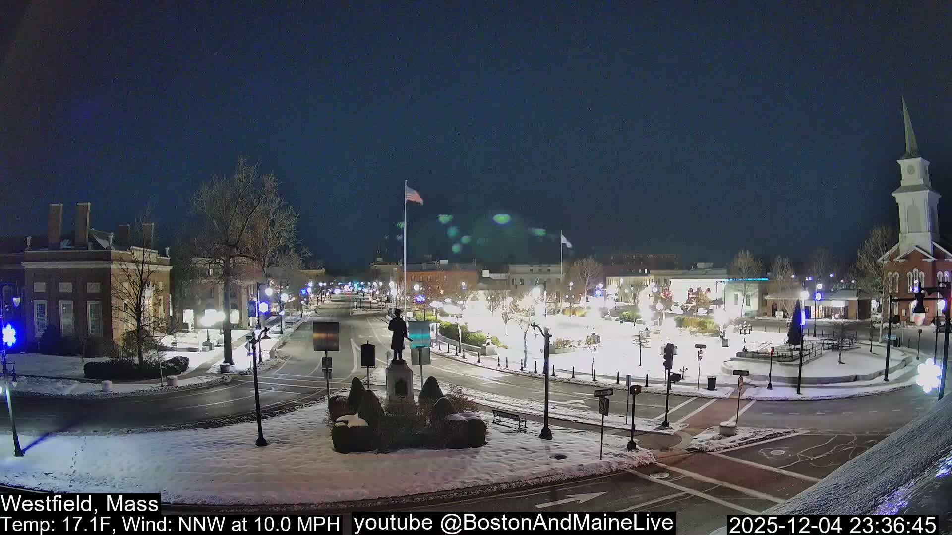 Westfield, Park Square Live  Cam - Westfield, Massachusetts USA