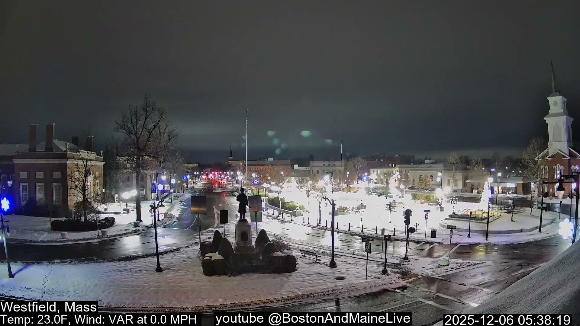 Westfield, Park Square Live  Cam - Westfield, Massachusetts USA