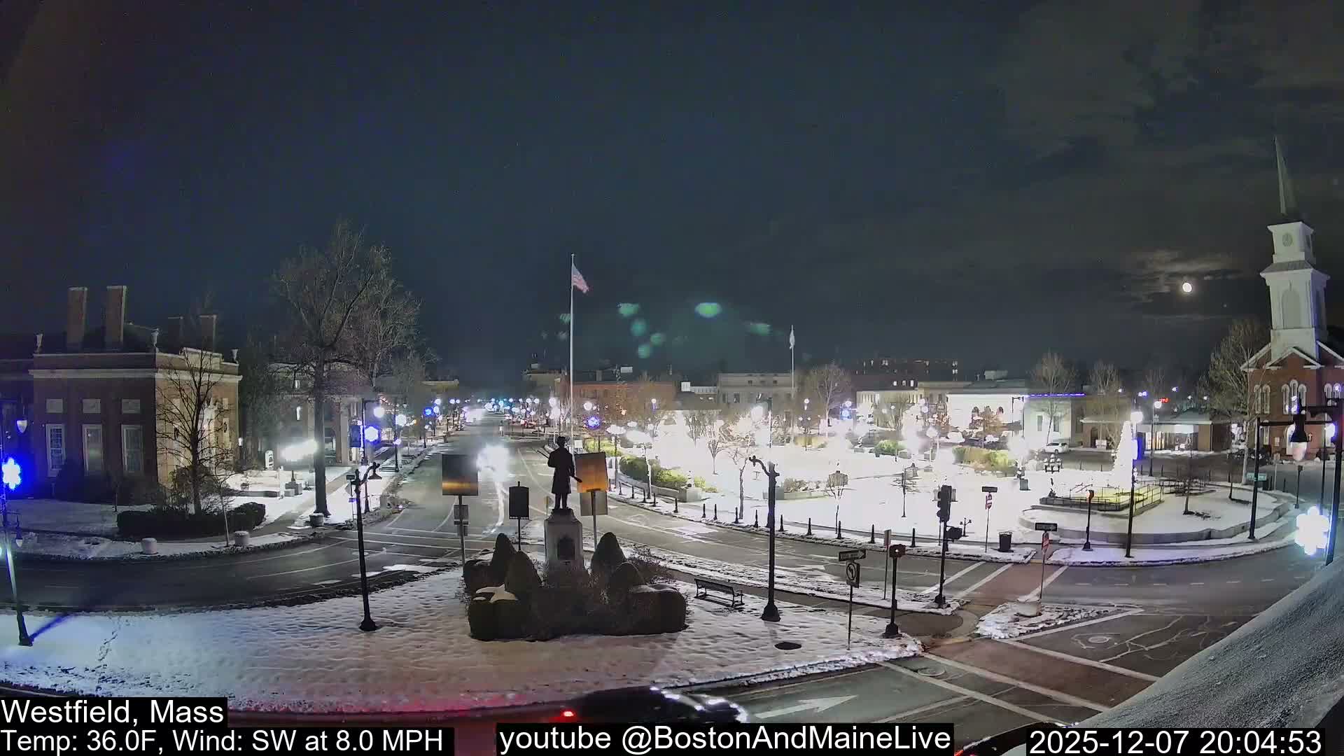 Westfield, Park Square Live  Cam - Westfield, Massachusetts USA