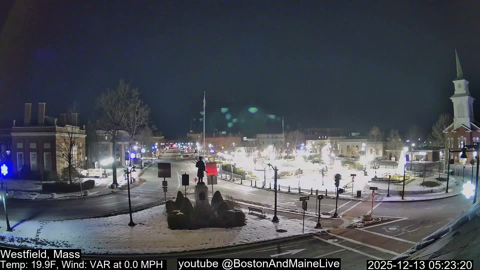 Westfield, Park Square Live  Cam - Westfield, Massachusetts USA