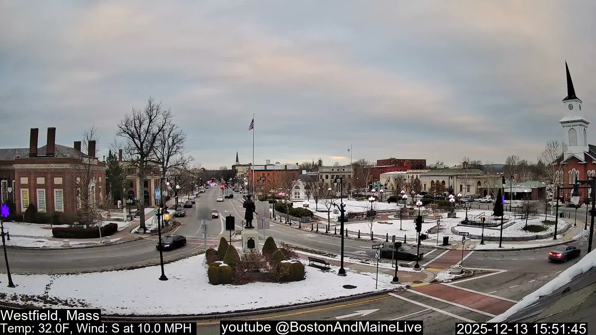 Westfield, Park Square Live  Cam - Westfield, Massachusetts USA