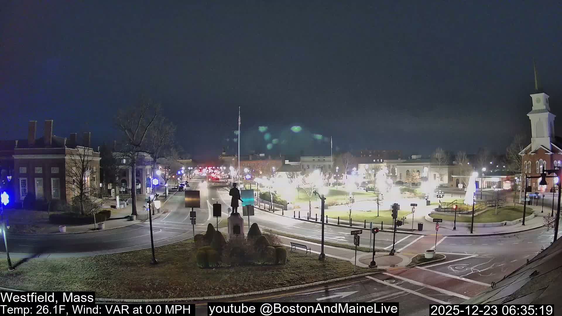 Westfield, Park Square Live  Cam - Westfield, Massachusetts USA