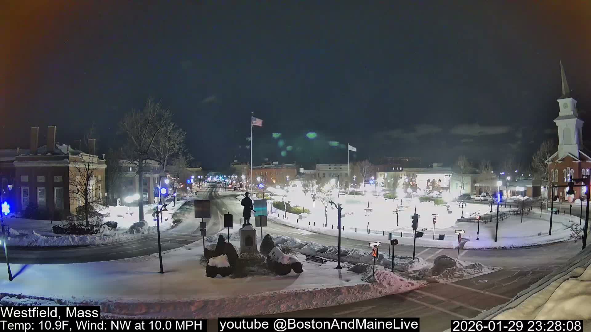 Westfield, Park Square Live  Cam - Westfield, Massachusetts USA