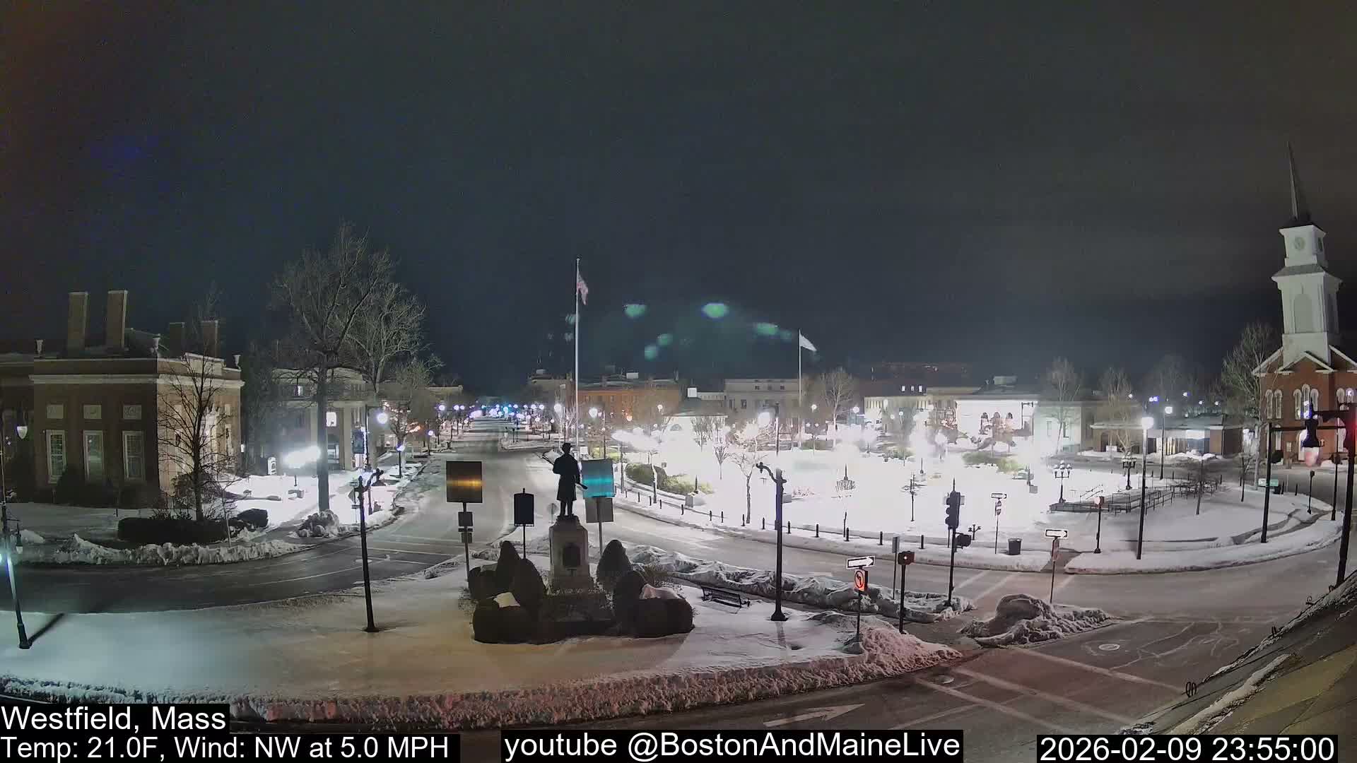 Westfield, Park Square Live  Cam - Westfield, Massachusetts USA