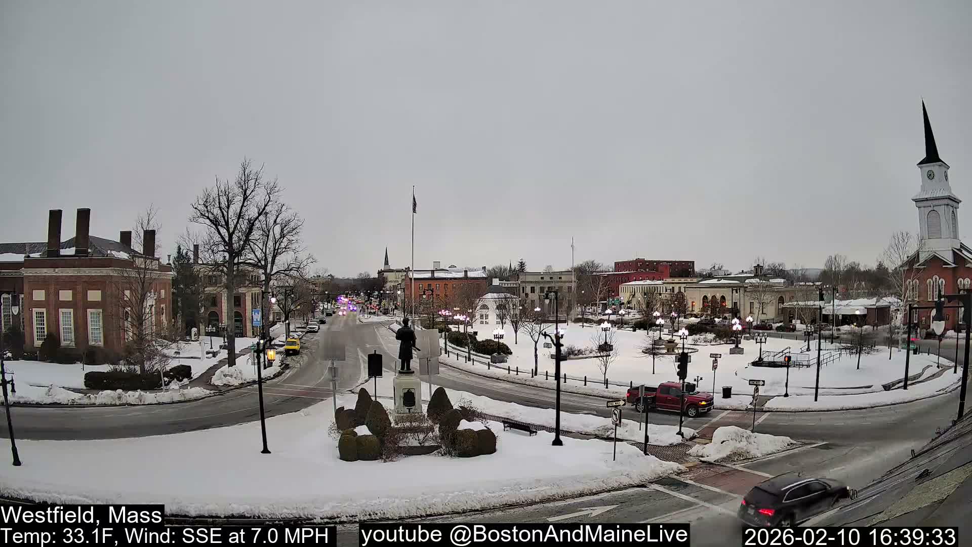 Westfield, Park Square Live  Cam - Westfield, Massachusetts USA