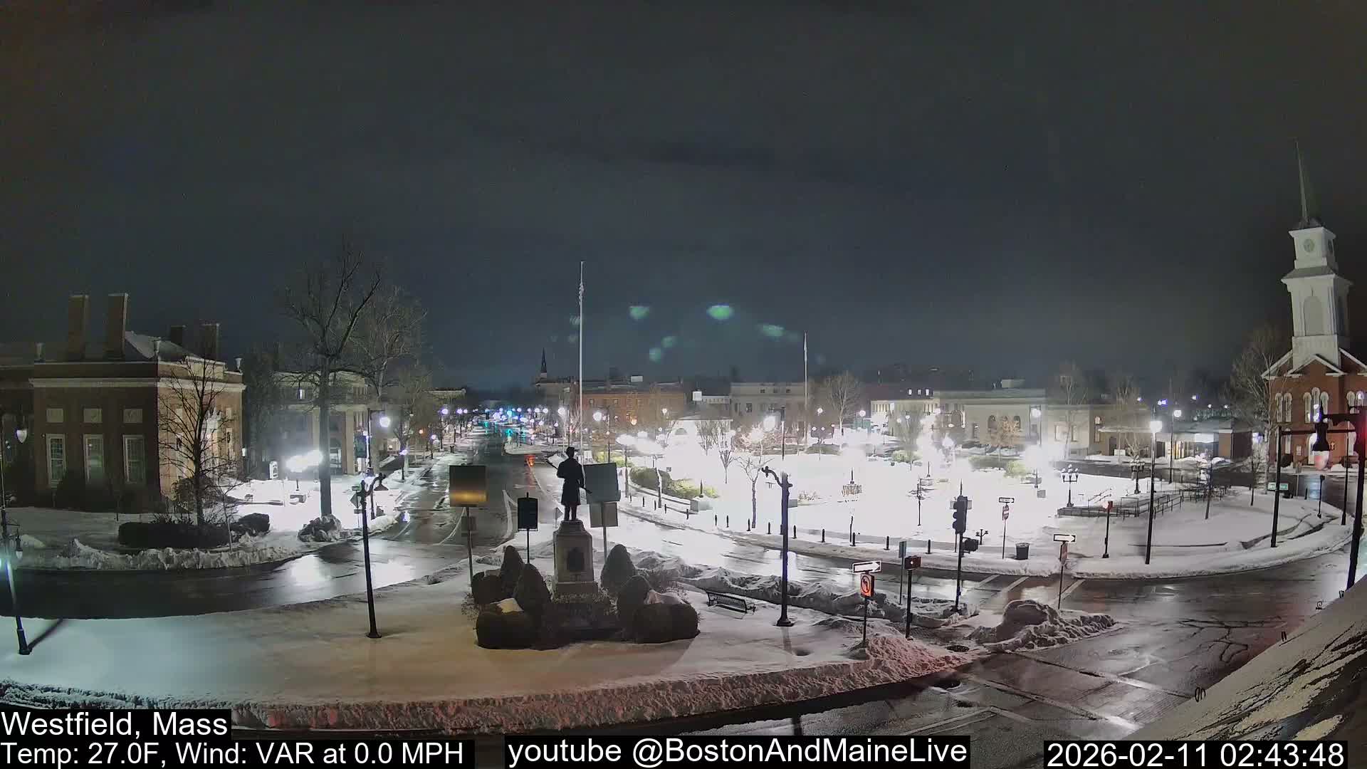 Westfield, Park Square Live  Cam - Westfield, Massachusetts USA