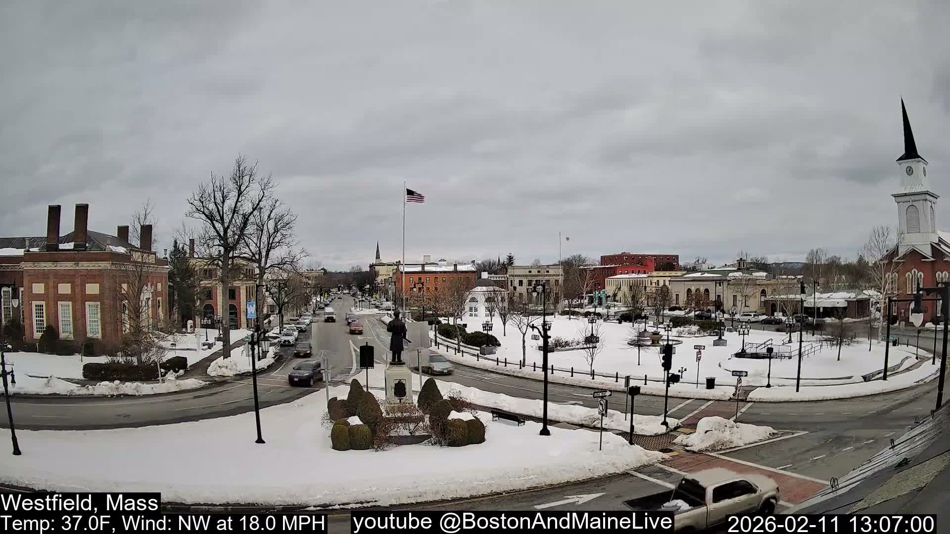 Westfield, Park Square Live  Cam - Westfield, Massachusetts USA