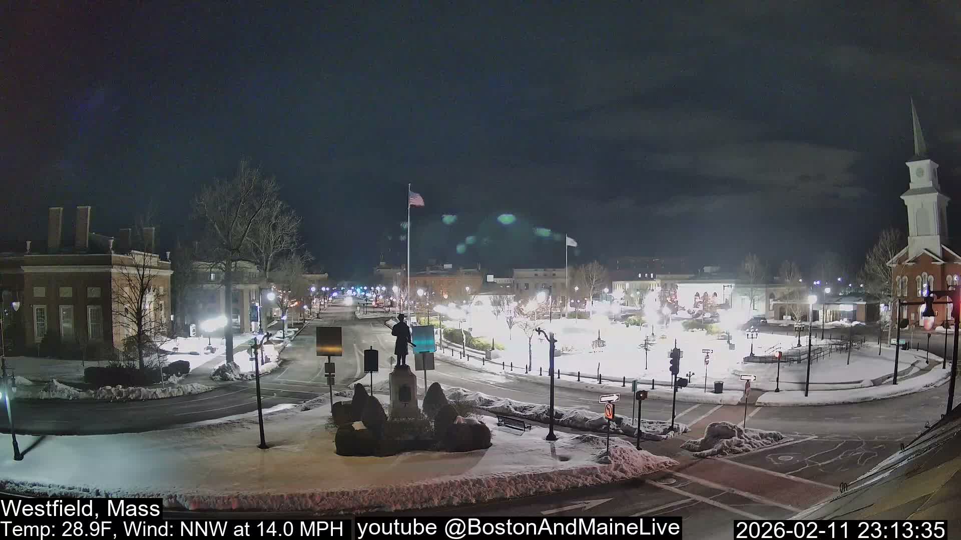 Westfield, Park Square Live  Cam - Westfield, Massachusetts USA