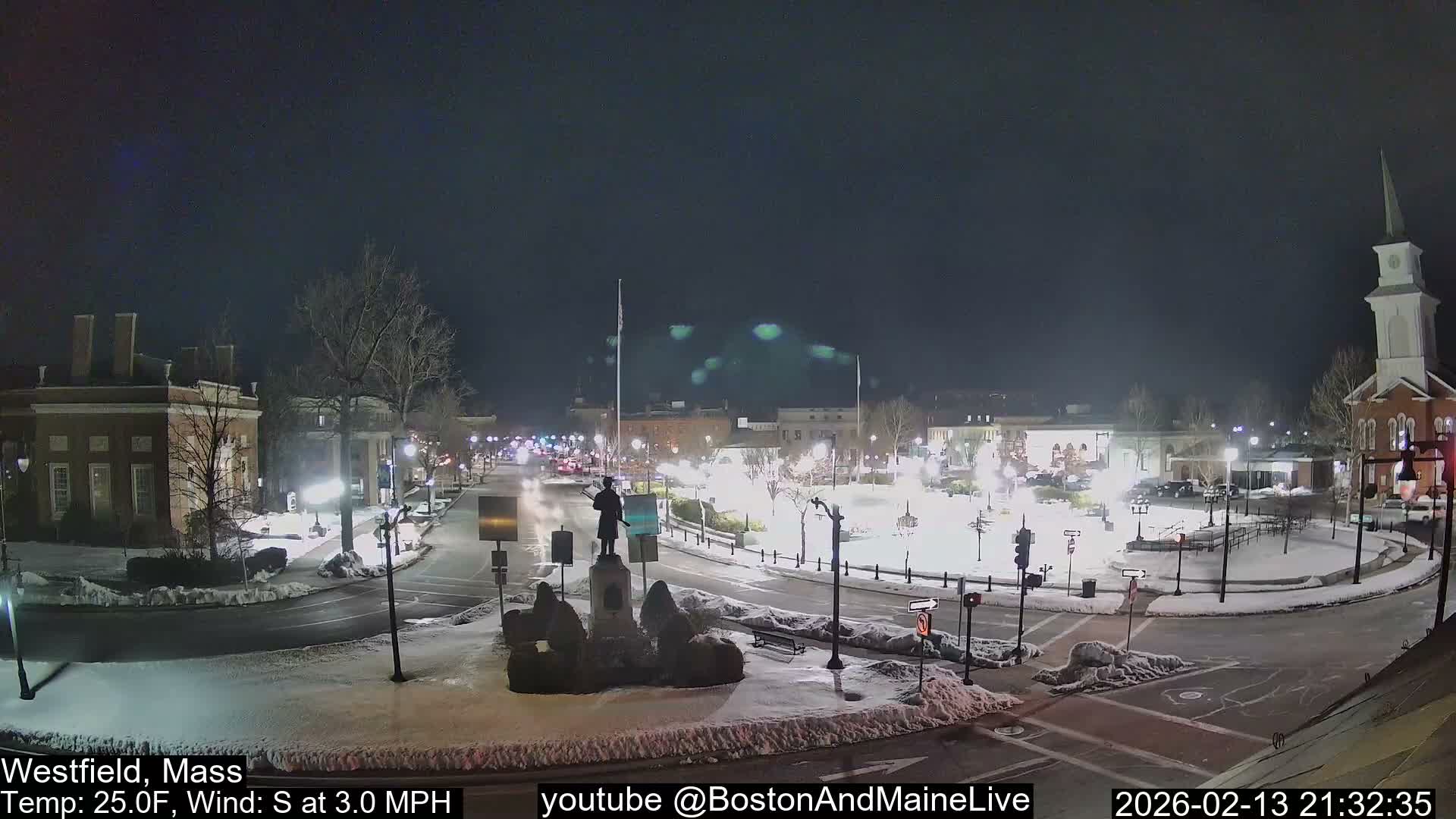 Westfield, Park Square Live  Cam - Westfield, Massachusetts USA
