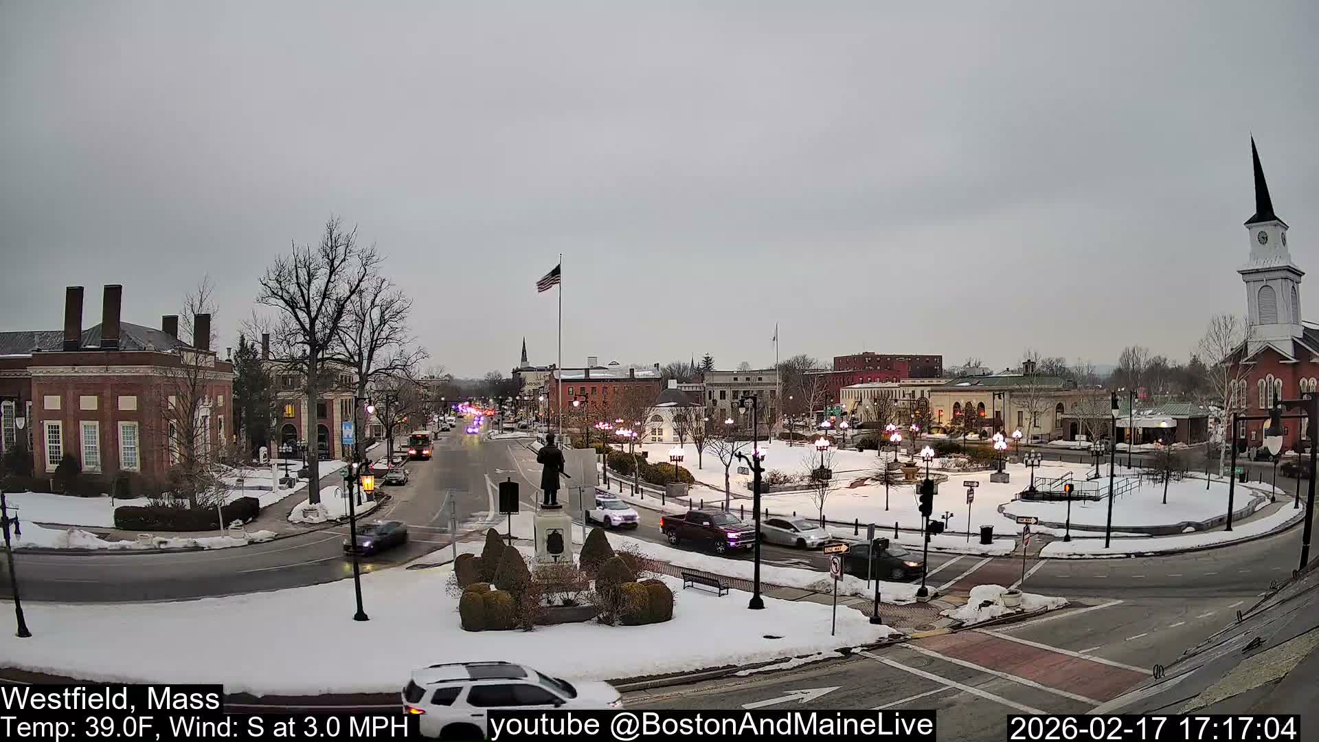 Westfield, Park Square Live  Cam - Westfield, Massachusetts USA